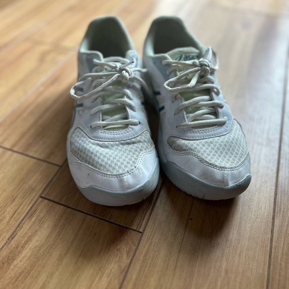 ASICS Upcourt 5